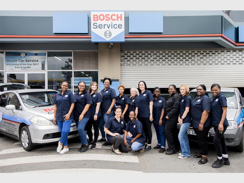 The group’s commitment shines as trainees pursue the prestigious certification, enhancing expertise in cutting-edge vehicle technologies.