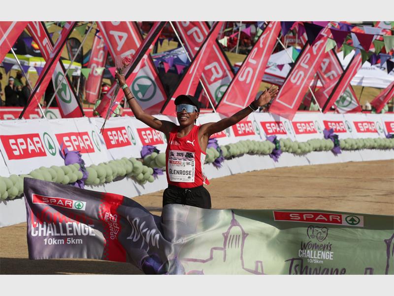 She won the race in 32:39.