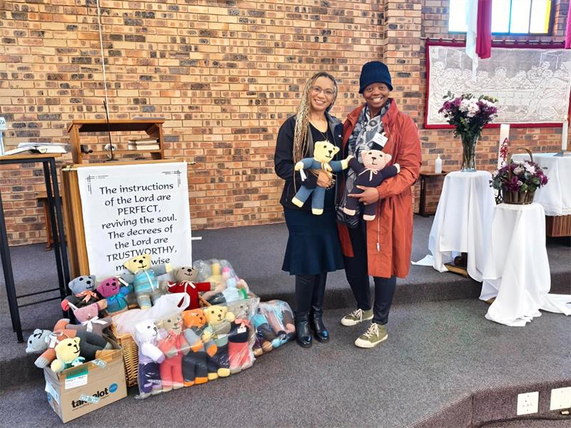 Spreading love and encouragement: St. Paul's Church supports Pediatric Oncology ward.