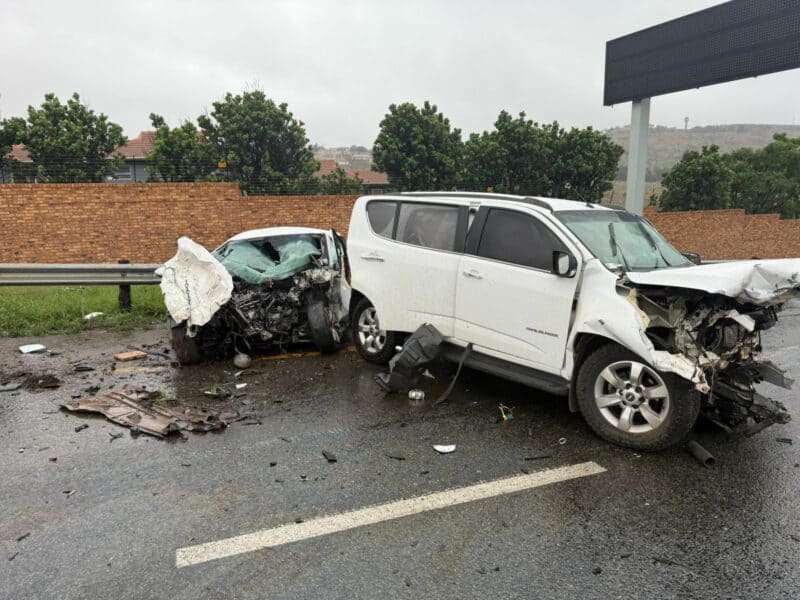 Two people were killed and three injured, and traffic remains congested from just after the Kliprivier off-ramp.
