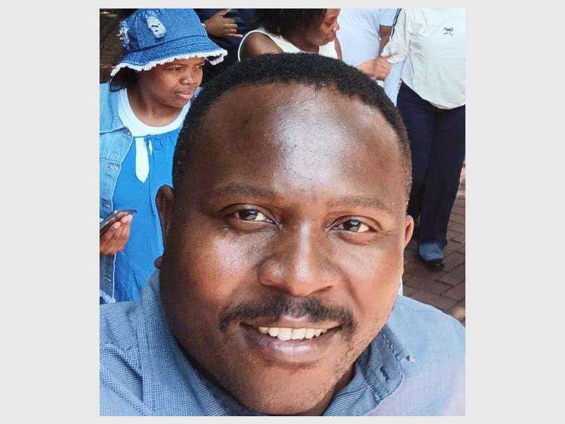 Help find him, bring him home safely and unite with his family.