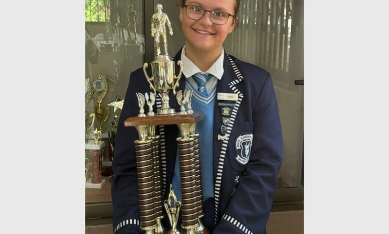 Elandspark’s outstanding learner, Chloe Knoetze, is appealing to the community for help to pursue her dream of studying education and inspiring future generations.