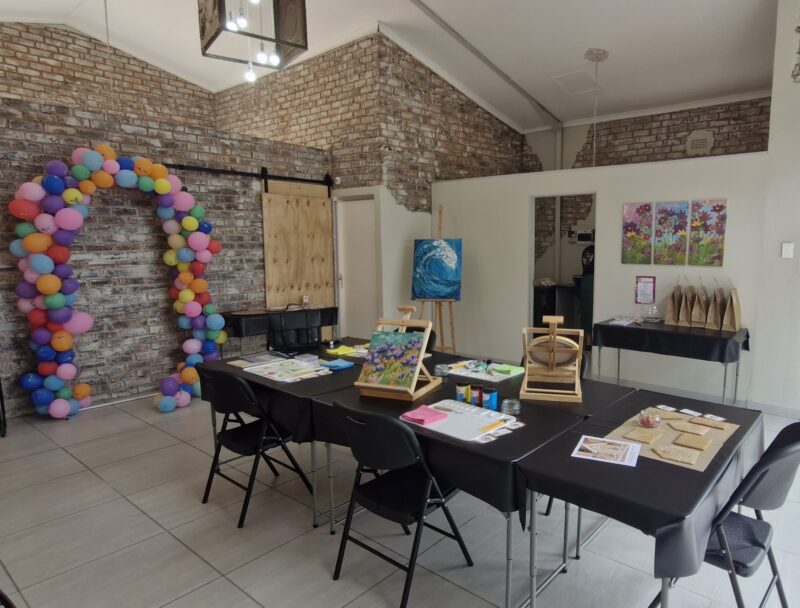 Paint & Sip Café marks a colourful new chapter for Alberton, blending creativity, connection, and good vibes in one cosy space.