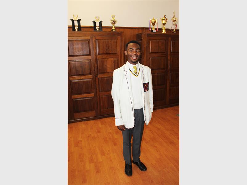 Forest High RCL president takes leadership beyond the classroom