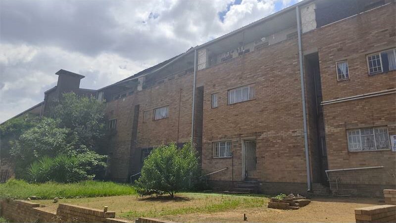 While clean water flows wasted from a burst pipe outside Buntu Court, residents inside 16 units endure sleepless nights, unsafe sanitation and growing health risks.