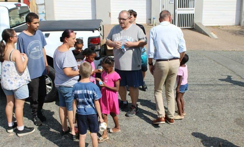 Locals join forces for heartwarming Easter giveaway.