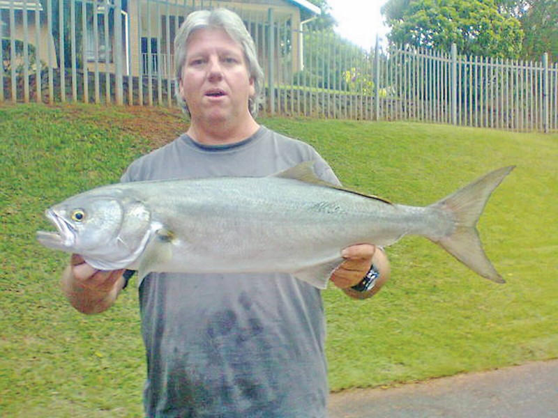 Gary Lloyd landed a beaut of a Shad weighing a whopping 5,1Kg.