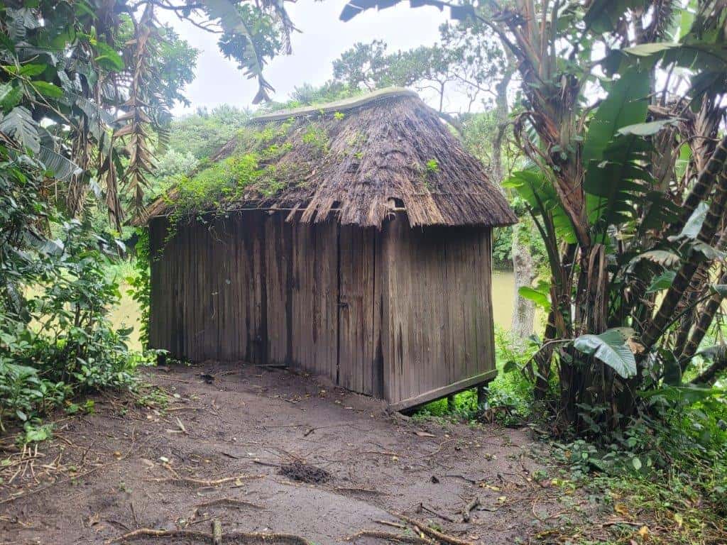 A bird hide.