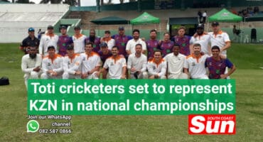 A group photograph of cricket players.