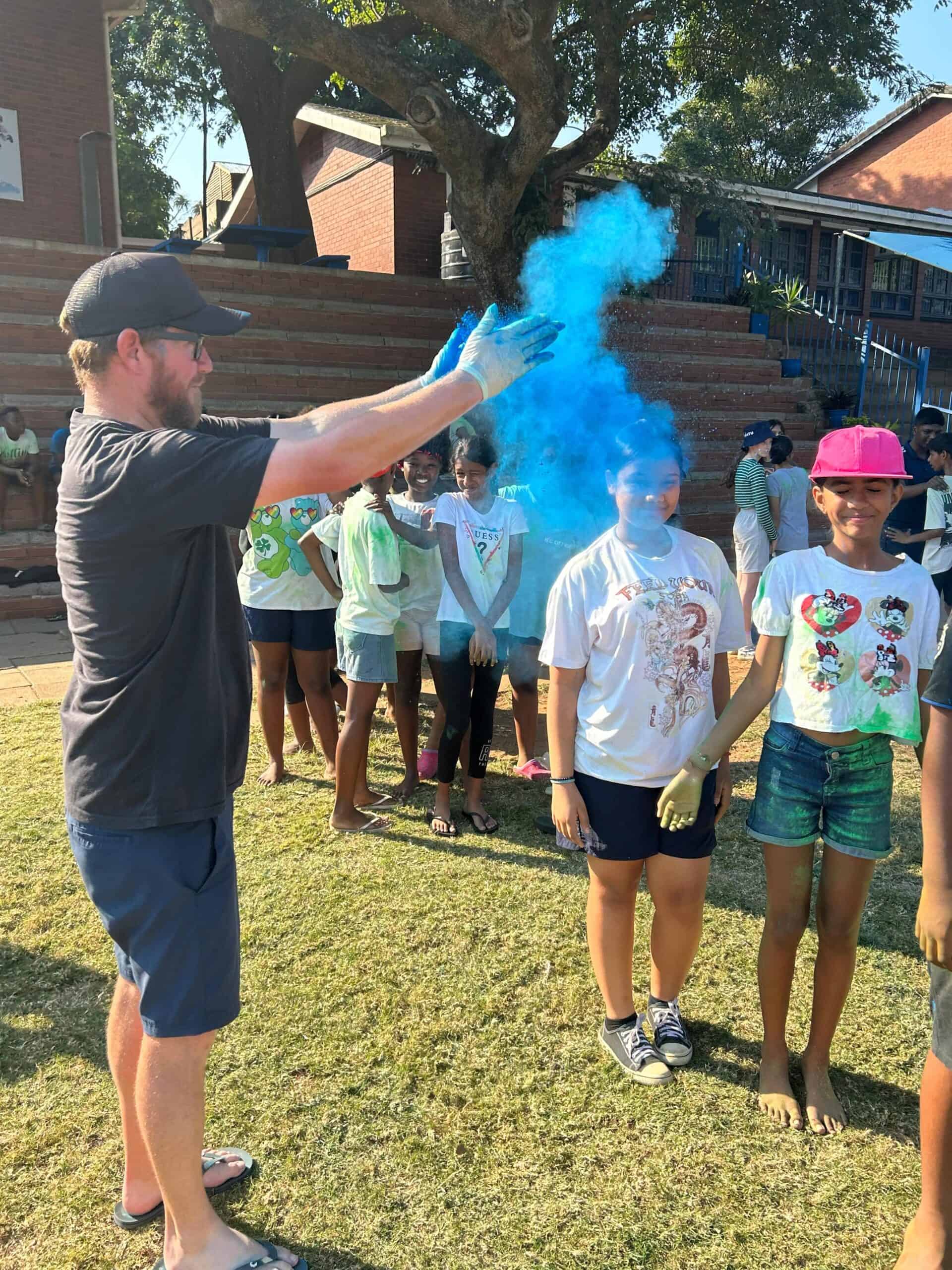 Colour run fun at Athlone Park Primary [Pics] | South Coast Sun