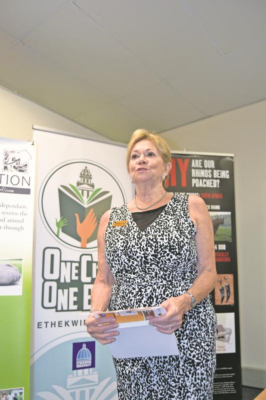 Councillor Billie Prinsloo praises the work of the Earth Organisation 