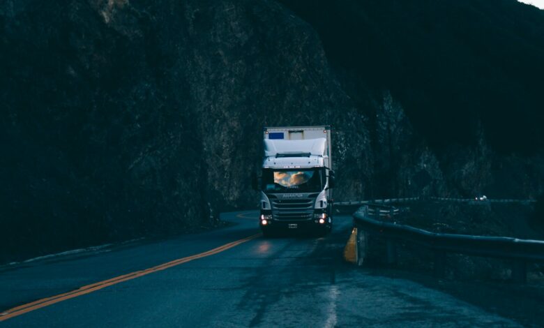 seb-creativo-3jG-UM8IZ40-unsplash rhs truck