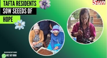 Tafta residents Veronica Wagner, Dolly Pather and Shirley Visagie doing their bit.