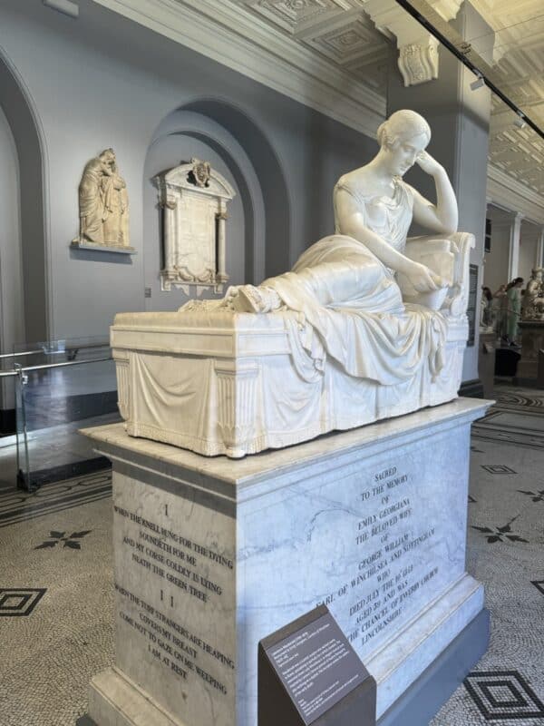 Each art piece placed in a periodic place in the museum. 