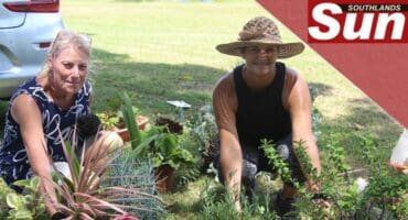 Roslyn Glaser and Ronel Lategan show off some of the new plants.