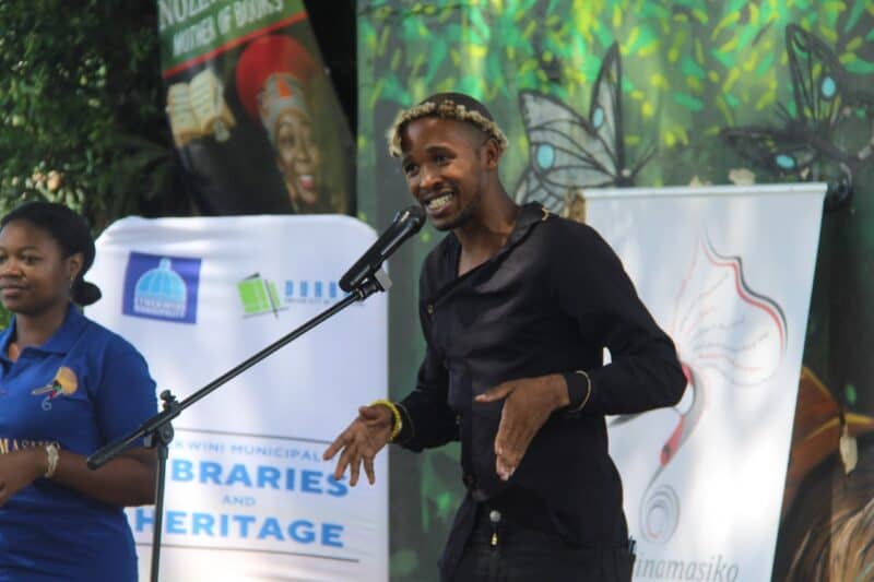 Lungisa Ngidi performing a poem.
