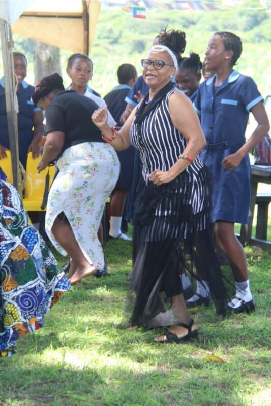 Ninny Mbelu shows off her dance moves to the classic songs. 