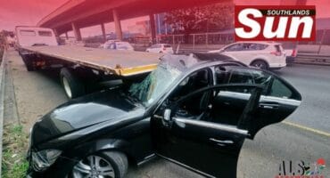 Three people injured in M4 car crash