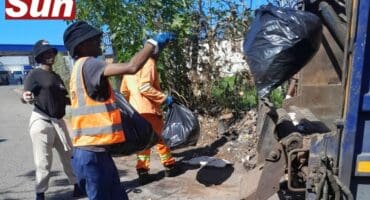 Residents are advised to place their black and blue garden refuse bags on the verge on the upcoming holidays