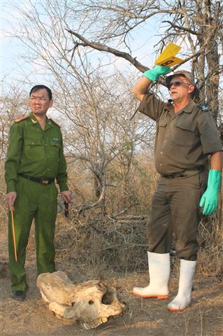 Rhino visit by Vietnamese delegation (1)