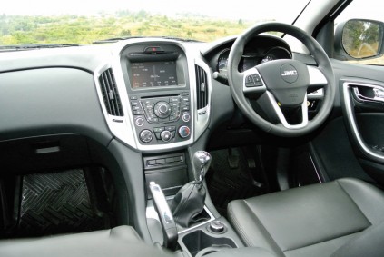 lowvelder autodealer Vigus 4