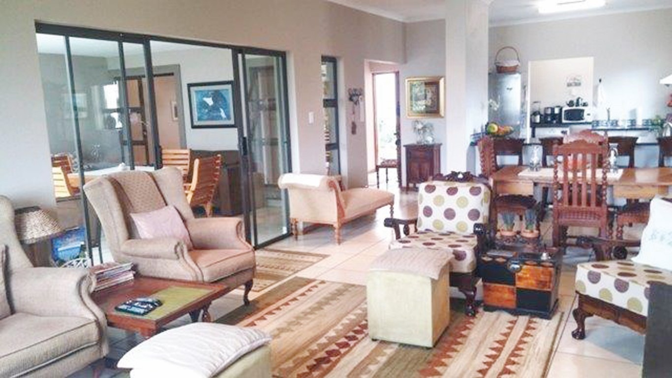 REMAXHOWadvert-21Nov_16048 (Medium)