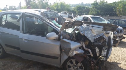 Yandé se Hyundai Getz ná die ongeluk.