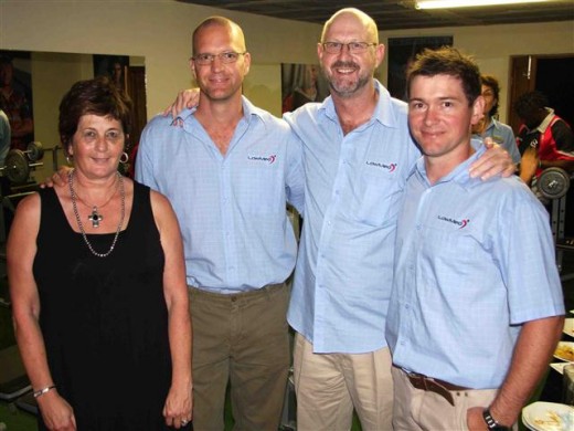 Die Lowmedspan saam met prof. Pienaar.