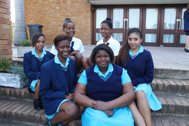 Rockshana Marule, Tinyiko Mambana, Tamlyn Bonini, Thareane Mokondo, Nobuntu Shongwe and Vanessa Hollenbach