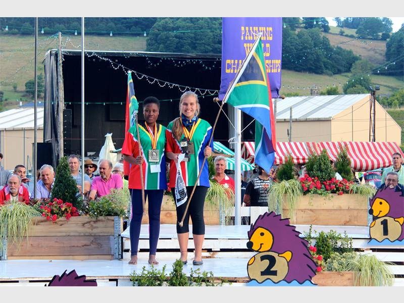 Nosipho Themba and Anja Cronjé.