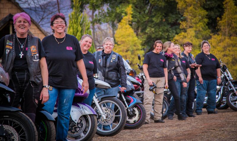 Lindri Stander, Alida Pienaar, Annelie Badenhorst, Annalie Jacobs, Janine Olivier, Natalie Changuion, Kenau Muller, Elize Jamieson, Karen Ann Watson. Foto’s: Rachel Sonntag