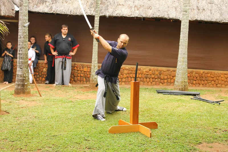 Wolves Academy blade cutting (5)