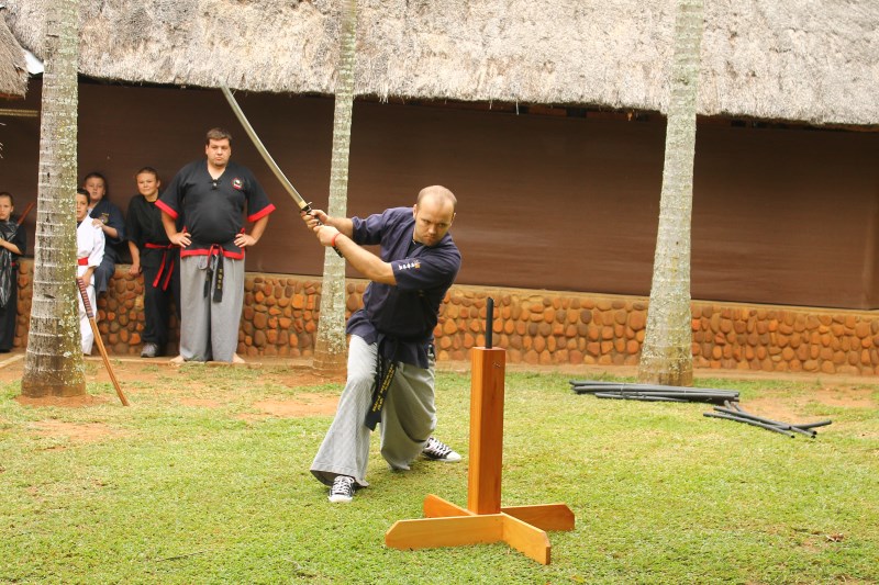Wolves Academy blade cutting (6)