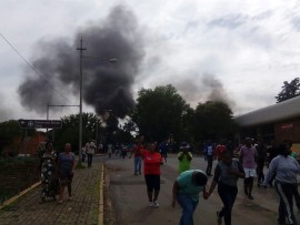 boven protest