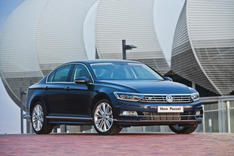 new-passat_static-002_1800x1800