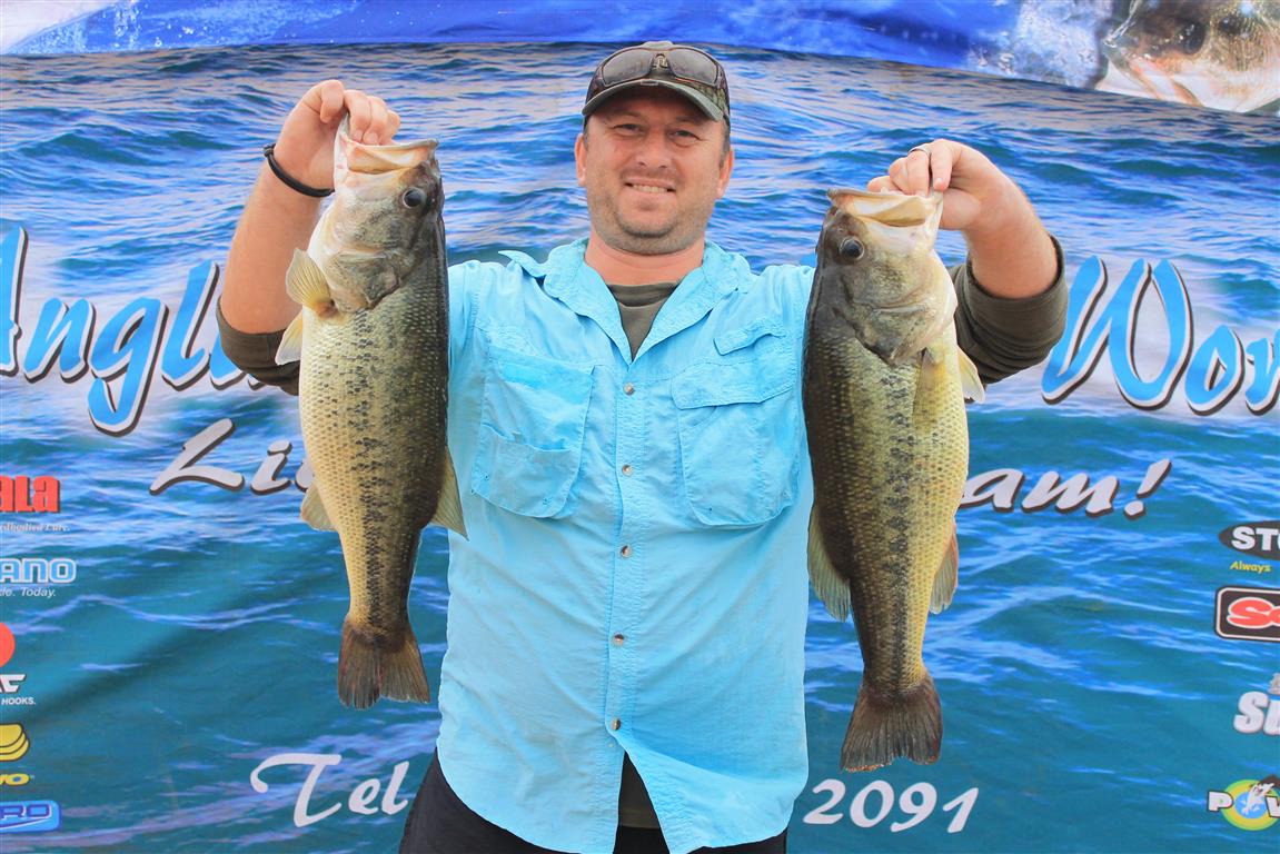 The biggest bass was weighed in by Dawid Potgieter of team Bucket Mouth.