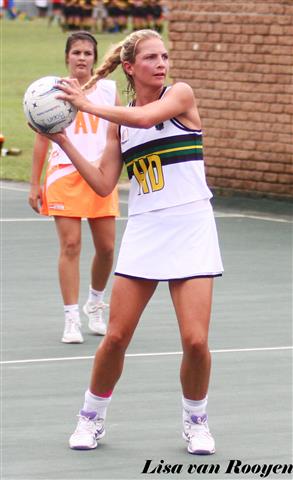 Carmen Cronje (Small)