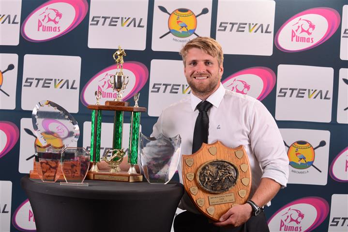 Frank Herne raap vier toekennings by Pumas se jaarlikse prysuitdeling op.