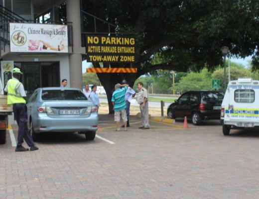 Home affairs closed down the Jin Lu Salon of Jianguang Guan in Mbombela on November 24.