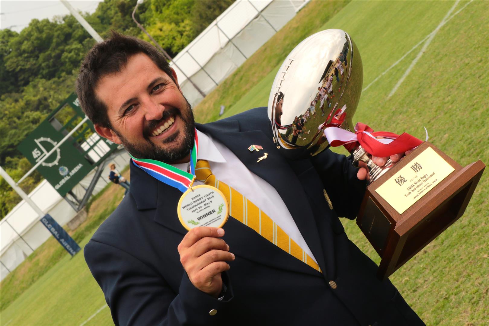 "If an LTPD model is implemented successfully, players will have more fun in playing rugby, coaches will have a guideline to coach within a structure, pressure on coaches and players will be less, parents will see the development in their children, players will benefit in the long run with increased skill levels and better players will produce better results," says Kriek.