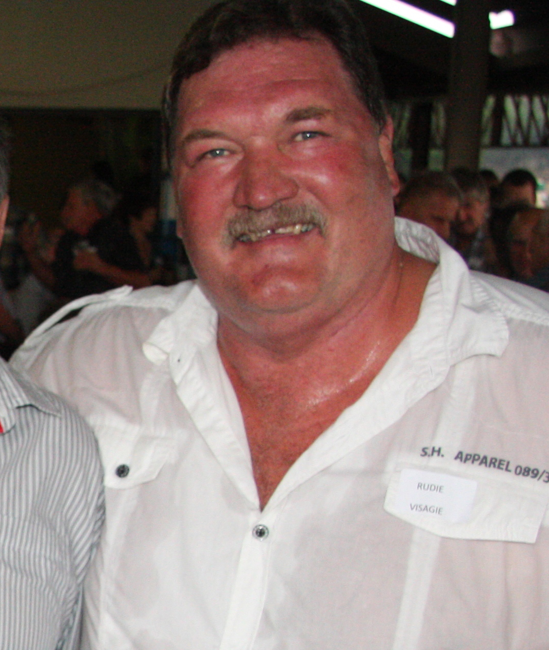 "Ek en Joost het in 1993 saam vir die Bokke gespeel toe die span na Australië getoer het. Ek kan onthou Joost het vir my gesê, 'Vleis, jy is een van my heroes en nou speel ons saam.' Hy was altyd so positief en 'n briljante rugbyspeler, maar tog was hy ook 'n nederige ou."