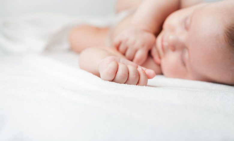 How to care for your newborn baby’s head