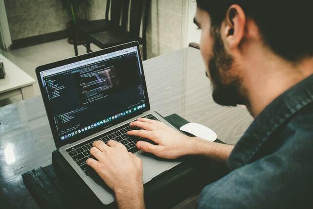 danial-igdery-FCHlYvR5gJI-unsplash (1)