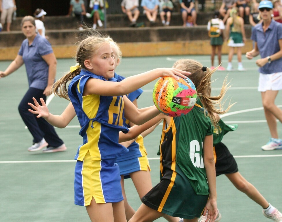 In photos: Thrilling action on Laerskool Nelspruit and Laerskool ...