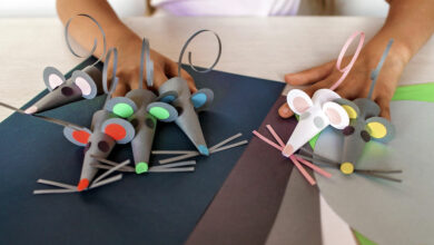 How to make paper mice finger puppets