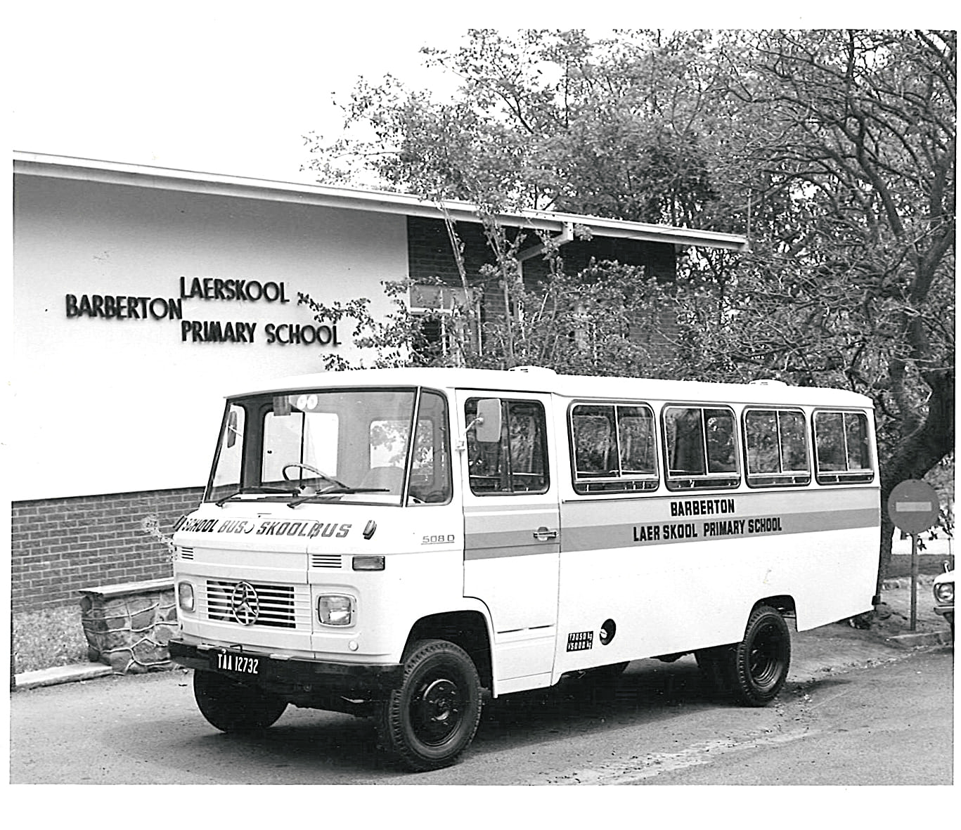 gesk 6 1976 minibus