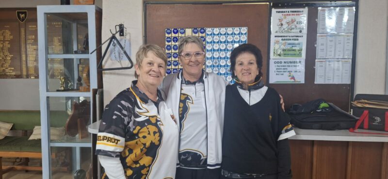 The third-placed ladies team - Loraine Victor, Madaleine de Klerk and Diane Enslin.