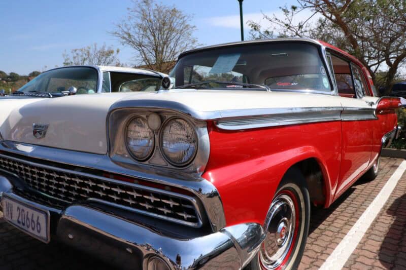 ’n 1959 Ford Galaxie.