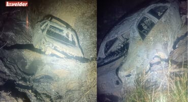 A burnt motor in a ditch. > Photos: Supplied/SANParks