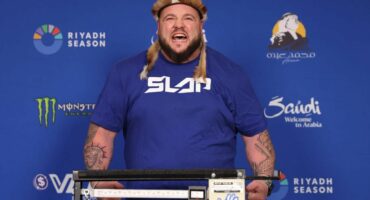 Jaco 'Grootwit' Marneweck during his weigh-in on October 30. > Photo: Facebook/Jaco Marneweck